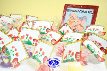 Alunos do Infantil 3 comemoram o Dia dos Avós com atividades especiais