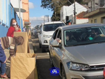 Participação e solidariedade no 2º Drive Thru do Bem