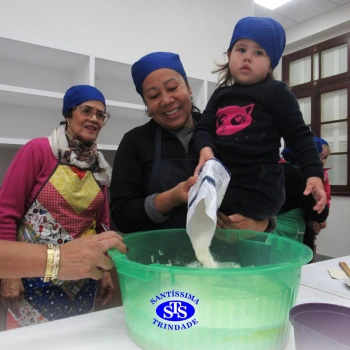 Crianças e avós fazem bolachas e criam memórias | Infantil 2