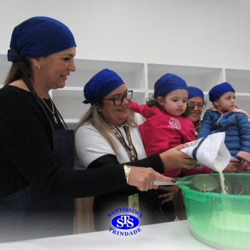 Crianças e avós fazem bolachas e criam memórias | Infantil 2