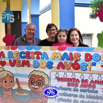 Crianças do Infantil 1, 2 e 3 vivem momentos especiais cheios de carinho com avós
