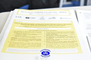 Simulado prepara os alunos para realizar prova do ENEM | Ens. Médio