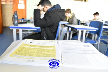 Simulado prepara os alunos para realizar prova do ENEM | Ens. Médio