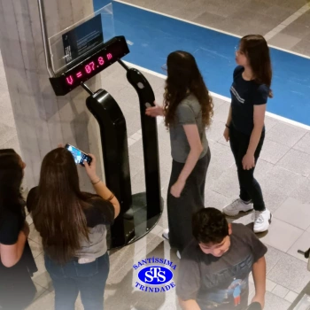 Alunos visitam Museu da PUCRS | 9º ano