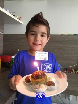 1º ano celebrou os 107 anos do Colégio