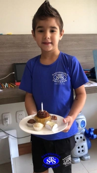1º ano celebrou os 107 anos do Colégio
