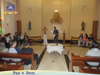 Celebração de Páscoa - 1ª 1, 6º 1, 7º 2 e 6º 2