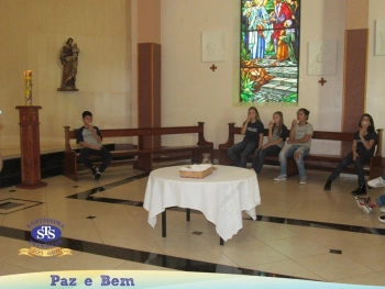 Celebração de Páscoa - 1ª 1, 6º 1, 7º 2 e 6º 2