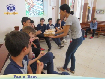 Celebração de Páscoa - 1ª 1, 6º 1, 7º 2 e 6º 2