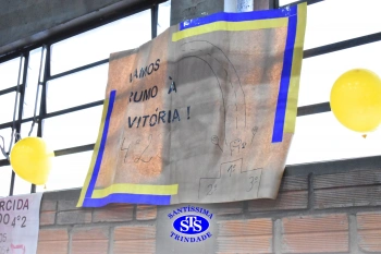 Alunos do 4º ano participam de diversas atividades na Gincana Esportiva