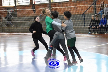 Alunos do 4º ano participam de diversas atividades na Gincana Esportiva