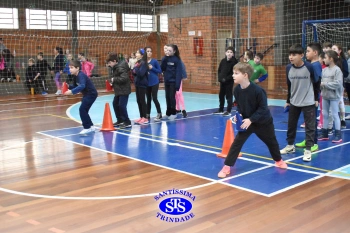 Alunos do 4º ano participam de diversas atividades na Gincana Esportiva