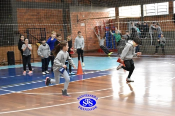 Alunos do 4º ano participam de diversas atividades na Gincana Esportiva