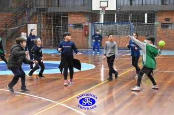 Alunos do 4º ano participam de diversas atividades na Gincana Esportiva