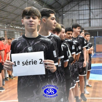 Trabalho em equipe e alegria foram as marcas dos Jogos Interséries do Ensino Médio