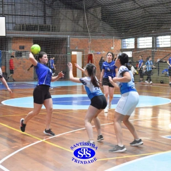 Trabalho em equipe e alegria foram as marcas dos Jogos Interséries do Ensino Médio