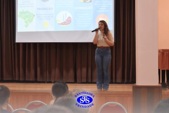 Alunos participam do projeto Agro Vai à Escola