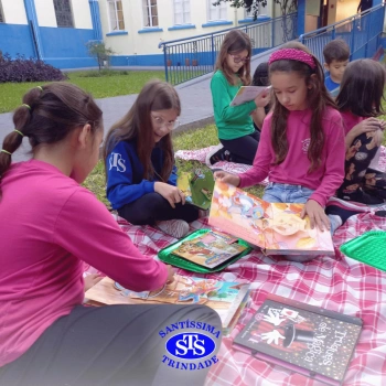Piquenique Literário celebra o Dia Nacional do Livro Infantil | 3º ano