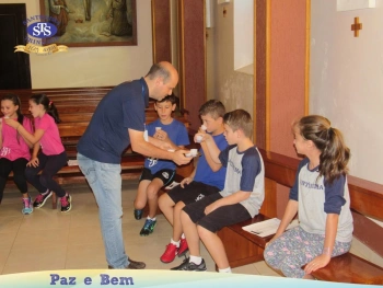 4º ano e 5º ano 3 - Celebração de Páscoa