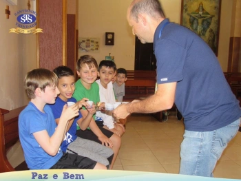 4º ano e 5º ano 3 - Celebração de Páscoa