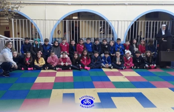 Alunos do Infantil 5 receberam visita especial