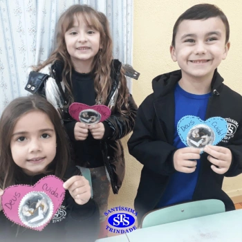Alunos do Infantil 5 receberam visita especial