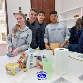 Culinária estadunidense é utilizada para estudar Língua Inglesa e Química