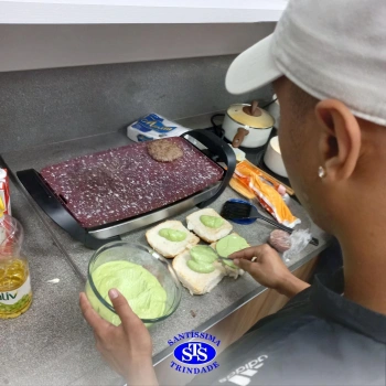 Culinária estadunidense é utilizada para estudar Língua Inglesa e Química