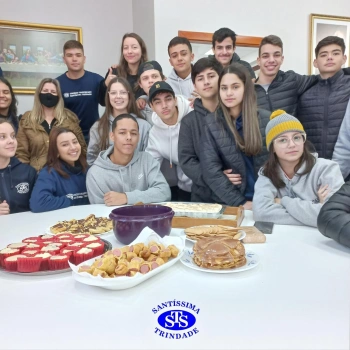 Culinária estadunidense é utilizada para estudar Língua Inglesa e Química