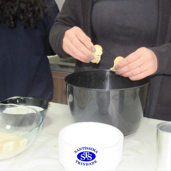 Culinária estadunidense é utilizada para estudar Língua Inglesa e Química