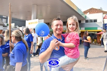 Colégio participa de desfile em comemoração aos 203 anos de Cruz Alta