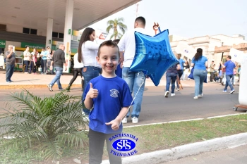 Colégio participa de desfile em comemoração aos 203 anos de Cruz Alta