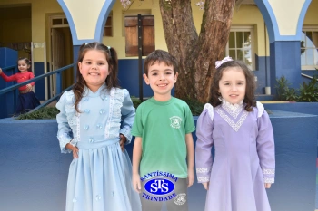 Colégio é marcado pela presença de lindos gaúchos e prendas | Semana Farroupilha