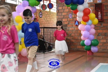 Celebração de Conclusão da Educação Infantil e envio para o 1º ano dos alunos do Infantil 5
