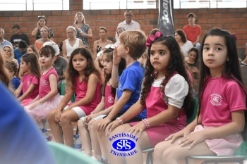 Celebração de Conclusão da Educação Infantil e envio para o 1º ano dos alunos do Infantil 5