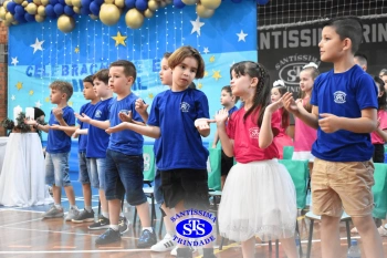 Celebração de Conclusão da Educação Infantil e envio para o 1º ano dos alunos do Infantil 5