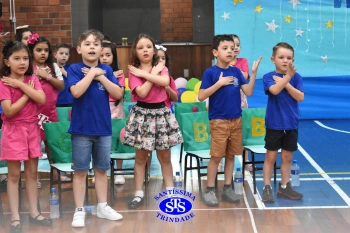 Celebração de Conclusão da Educação Infantil e envio para o 1º ano dos alunos do Infantil 5