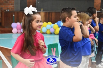 Celebração de Conclusão da Educação Infantil e envio para o 1º ano dos alunos do Infantil 5