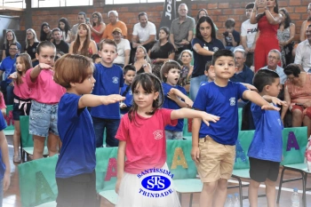 Celebração de Conclusão da Educação Infantil e envio para o 1º ano dos alunos do Infantil 5