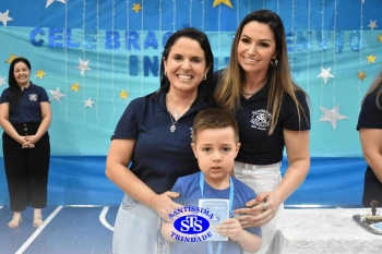 Celebração de Conclusão da Educação Infantil e envio para o 1º ano dos alunos do Infantil 5