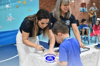 Celebração de Conclusão da Educação Infantil e envio para o 1º ano dos alunos do Infantil 5