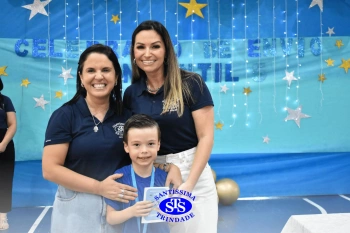 Celebração de Conclusão da Educação Infantil e envio para o 1º ano dos alunos do Infantil 5