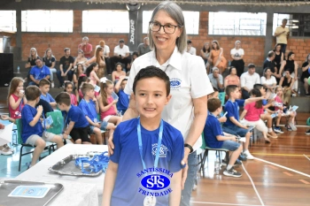 Celebração de Conclusão da Educação Infantil e envio para o 1º ano dos alunos do Infantil 5