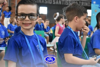Celebração de Conclusão da Educação Infantil e envio para o 1º ano dos alunos do Infantil 5