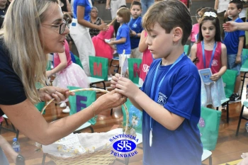 Celebração de Conclusão da Educação Infantil e envio para o 1º ano dos alunos do Infantil 5