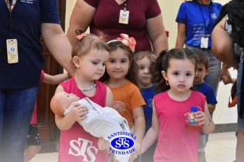 Alunos do Infantil 1, 2, 3 e 4 participam das Celebrações de Natal