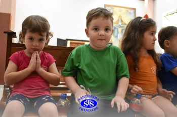 Alunos do Infantil 1, 2, 3 e 4 participam das Celebrações de Natal