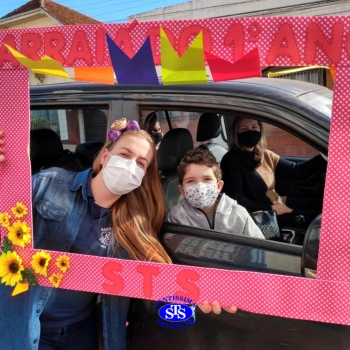 2º Drive Thru do Bem - famílias do 1º ao 3º ano 