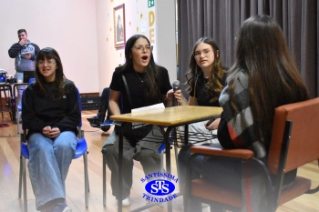 Lindas apresentações marcam o 22º Show de Talentos do Colégio Santíssima