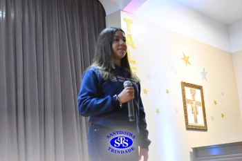 Lindas apresentações marcam o 22º Show de Talentos do Colégio Santíssima